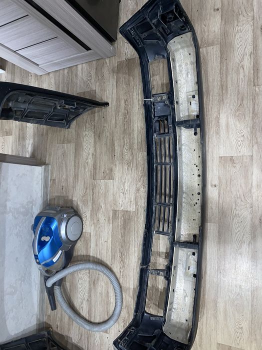 Передний бампер  бмв bmw е34 состоянии