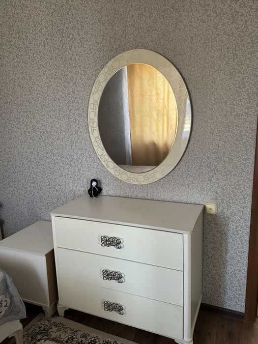 Спальный гарнитур в хорошем состоянии