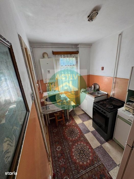 Apartament 2 camere, zona Smirodava, etaj intermediar