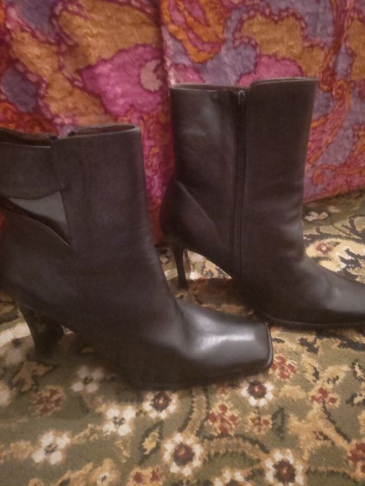 Продам Женские обувь