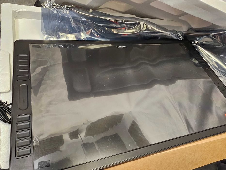 Tabletă grafică Huion Kamvas Pro 22 (2019) – Ecran 21.5" FHD, Ca Nouă, Cutie