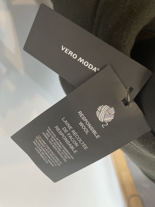 (NOU) Palton Vero Moda - 30% lana (Marimea M)