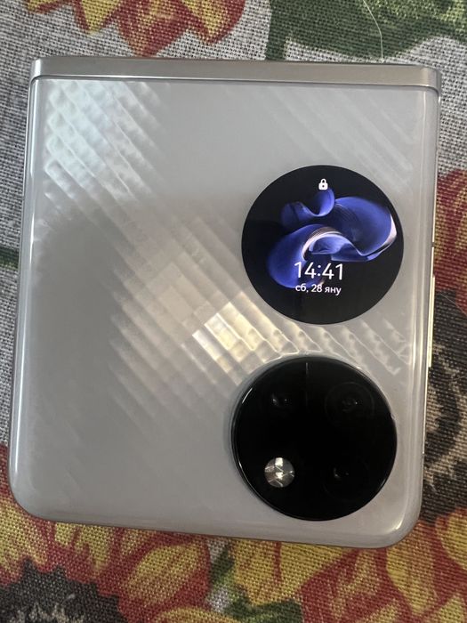 Huawei p50 pocket повреден екран