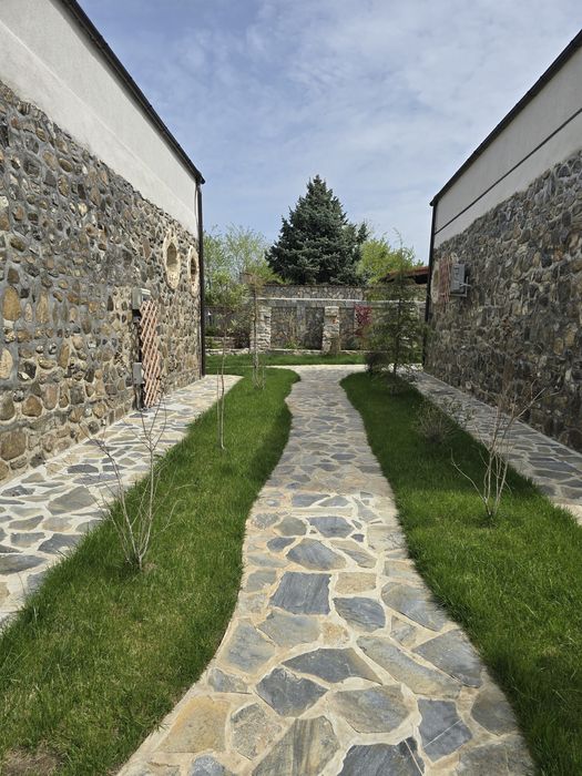 Piatra naturala de munte,Vand piatra si montez