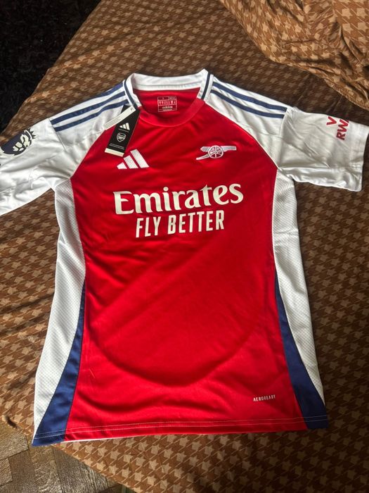 Tricou Arsenal mărimea S nou