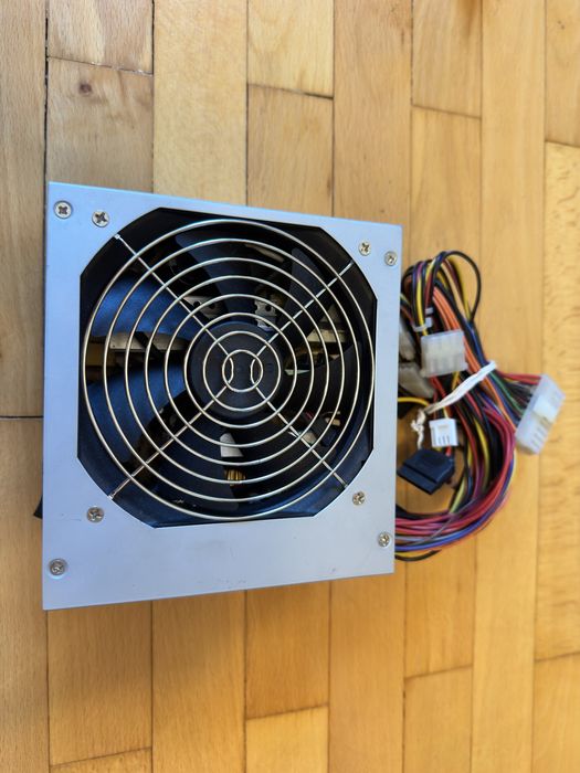 Качествени захранвания за компютър FSP Fortron (350W / 400W / 500W)