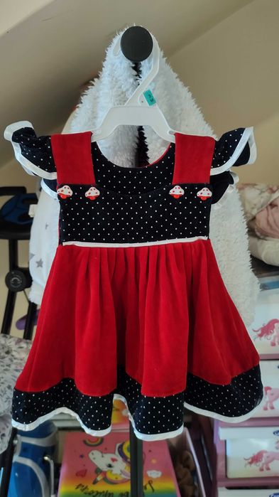 Lot rochițe bebe mar 74 6-9 luni