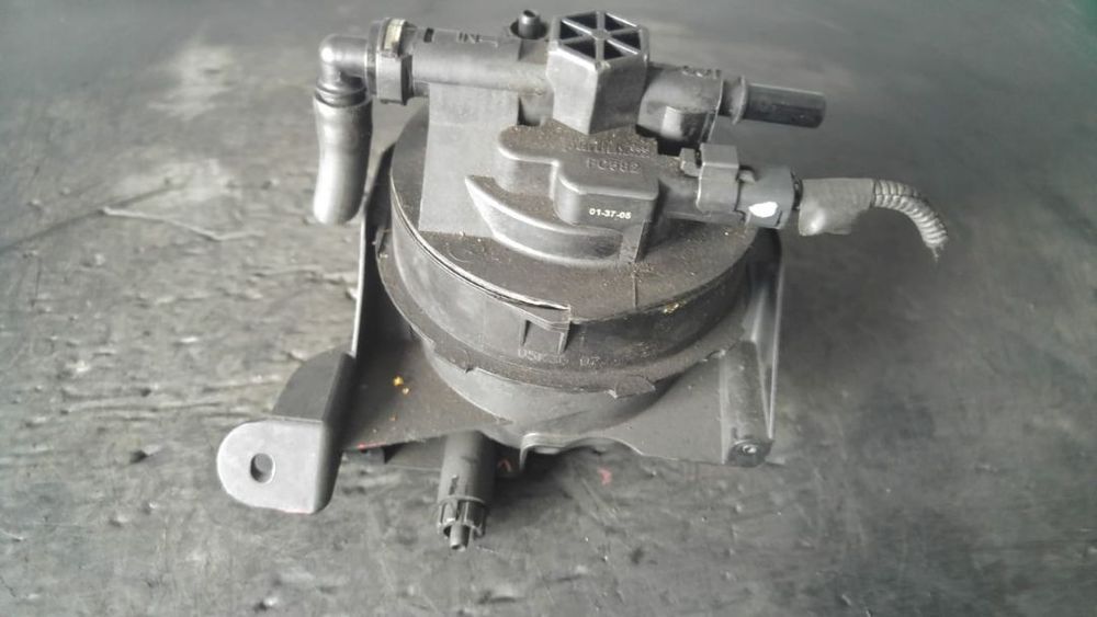 carcasa filtru combustibil  ford focus 2 volvo s40 v50 v70 2.0 d  9645928180
