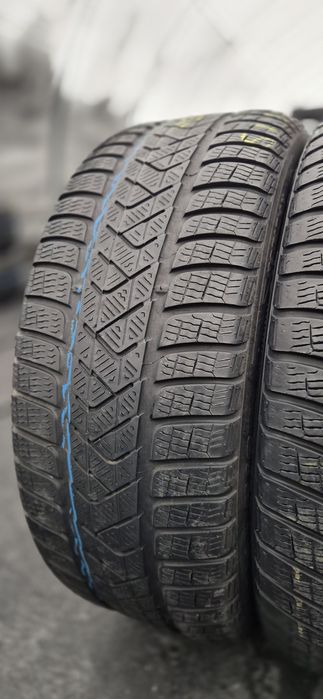 245 45 19 Pirelli M+S