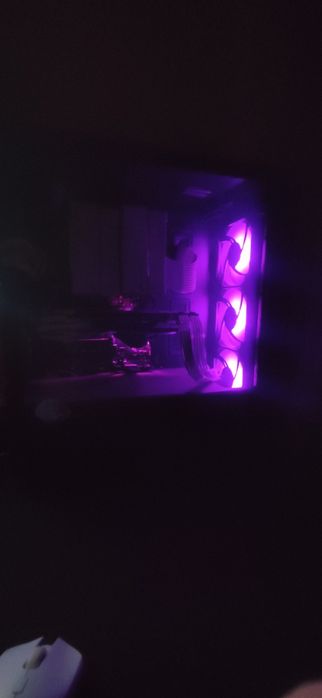 продам компьютер Ryzen 7 5700x3d