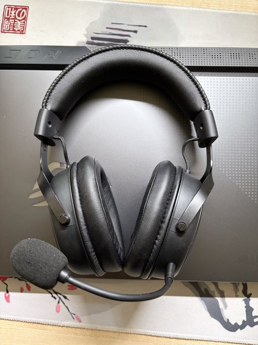 Ноутбук Asus rog strix g15 + наушники
