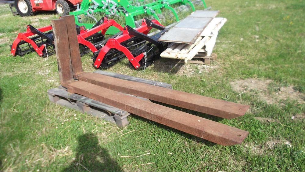 Furci motostivuitor, o piesa