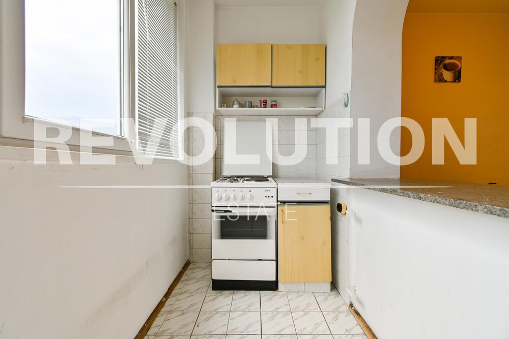 Дава се под наем Тристаен апартамент в София, Стрелбище - 95 кв.м за 450 € - Снимка #3