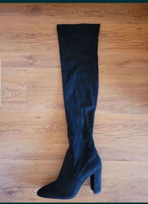 Ново!Ботуши Stradivarius,номер 40