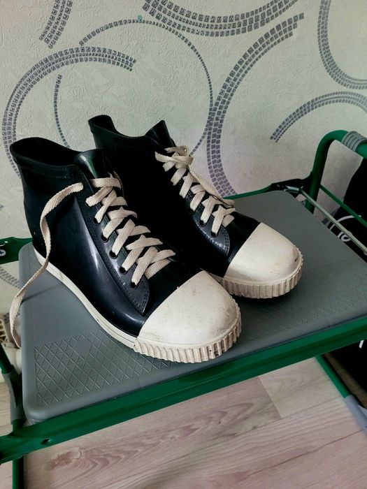 Резиновые сапоги кеды