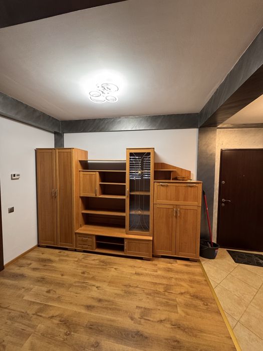 Vand mobilier utilizat