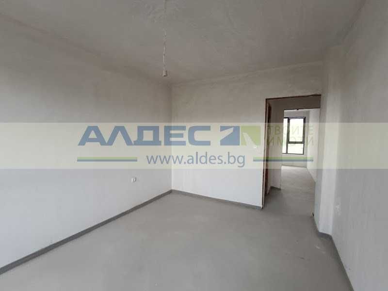 Продава се Тристаен апартамент в София, Център - 97 кв.м за 2568 €/кв.м - Снимка #4