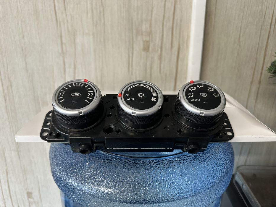 Управление Климатроник Митсубиши Аутлендър 2007-2013г.!