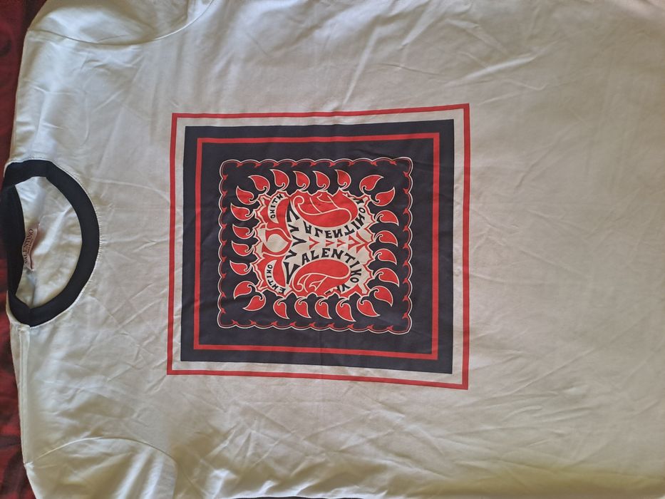 Vand tricou valentino