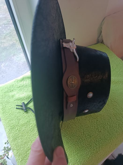 Pălărie cu borul lat cowboy
