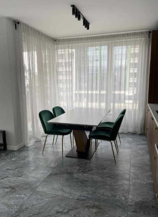 Дава се под наем Двустаен апартамент в София, Изток - 105 кв.м за 1200 € - Снимка #1