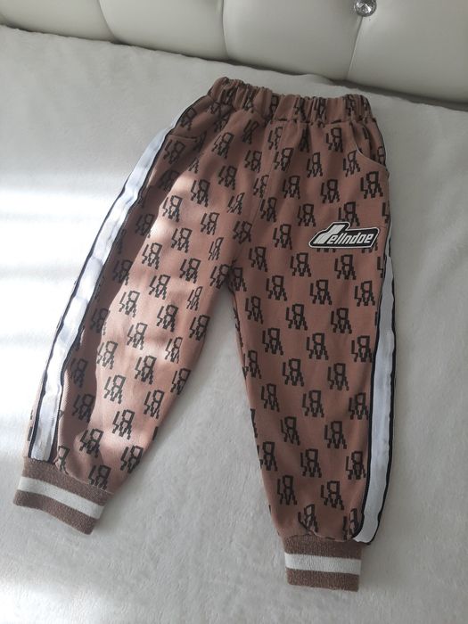 Костюм двойка на замке