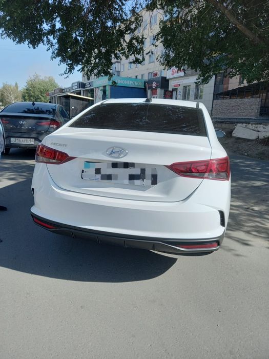 Продам автомобиль  10 млн