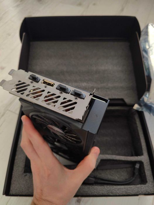 RTX 4070TI Gigabyte Windforce OC 12G