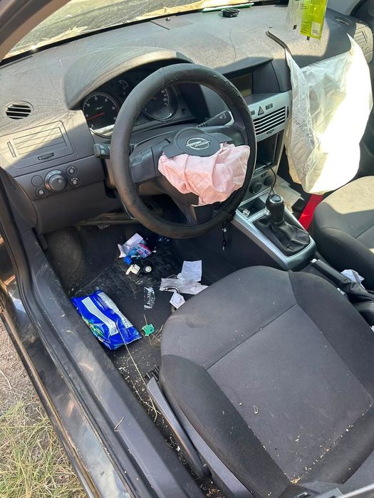 Opel Astra H 1.7cdti 110кс на части