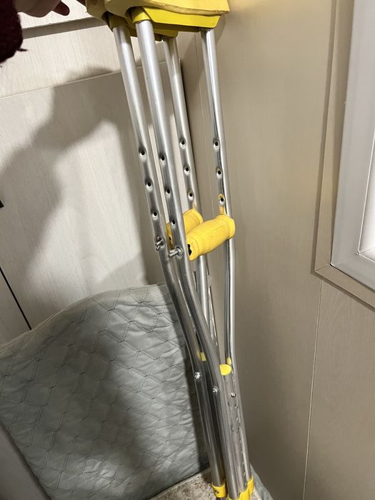 Костыли детский новые