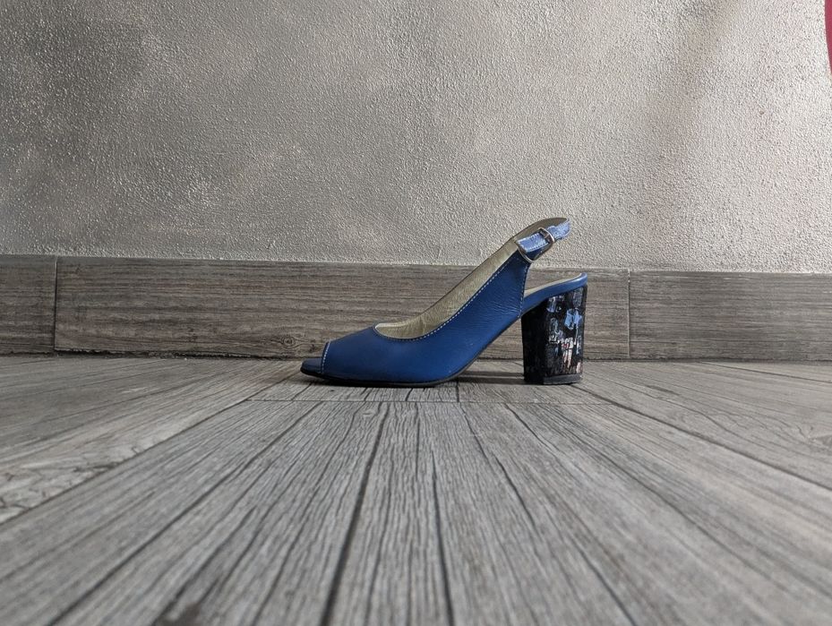 Sandale cu toc pentru evenimente