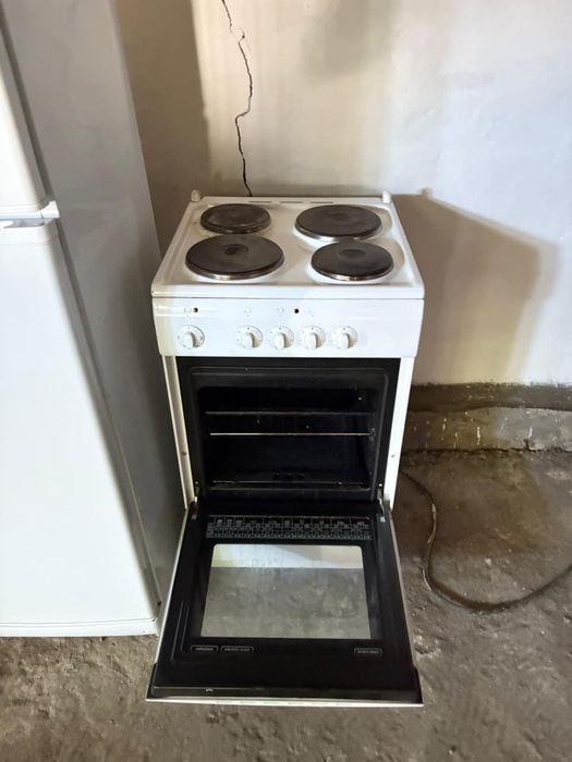 Продам электроплиту