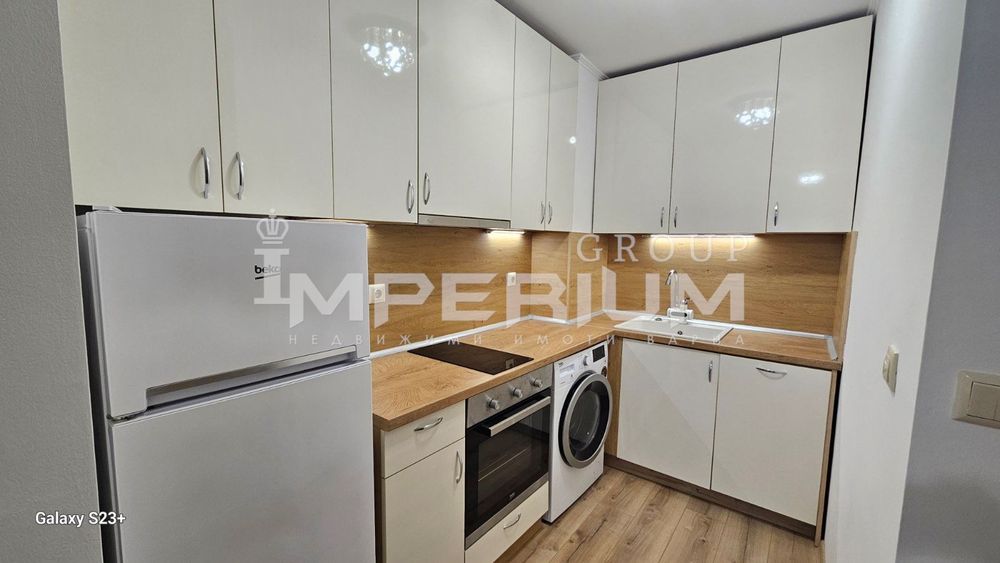 Дава се под наем Двустаен апартамент в Варна, Левски - 64 кв.м за 561 € - Снимка #1