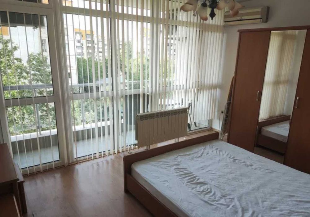 Дава се под наем Двустаен апартамент в Пловдив, Гагарин - 75 кв.м за 350 € - Снимка #3