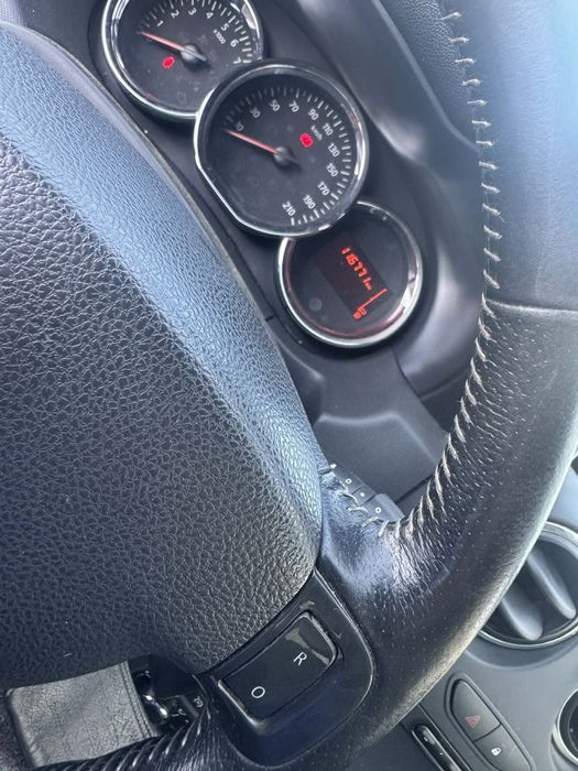 Duster Euro 6 an 2016 motor 1,2 benzină 125 cp KM 116771 ful dotări