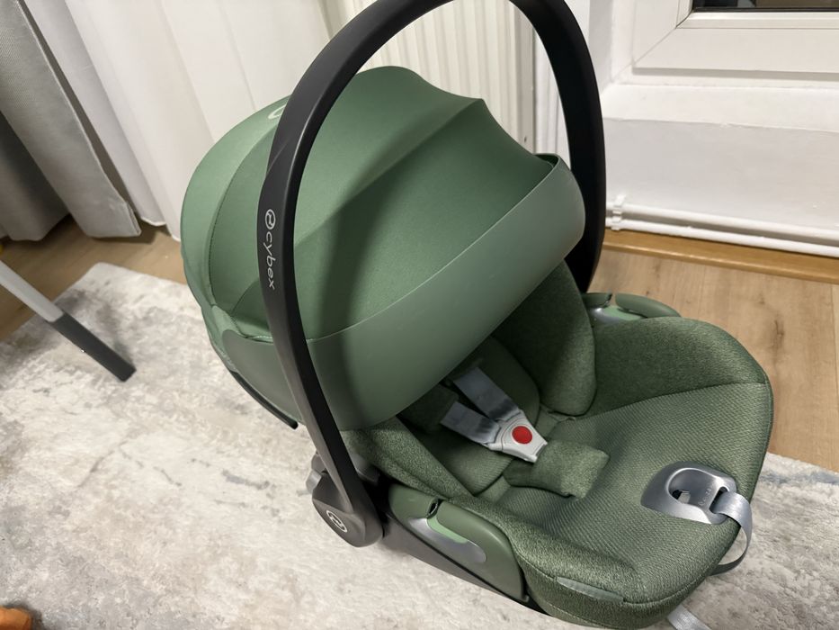 Cybex cloud T I-SIZE plus-leaf green