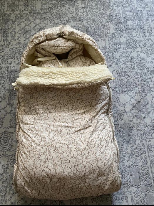 Продам детский комбинезон