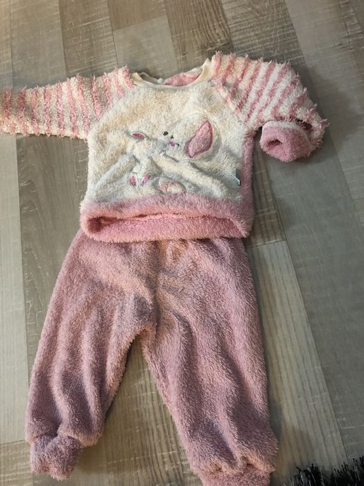 Haine fetita de la 3 la 12 luni