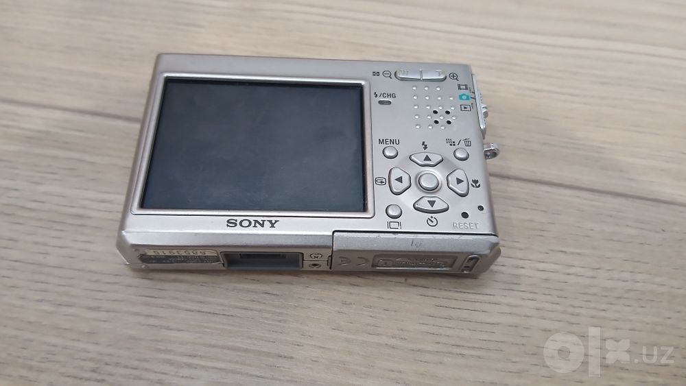 Fotoapparat sotiladi SONY