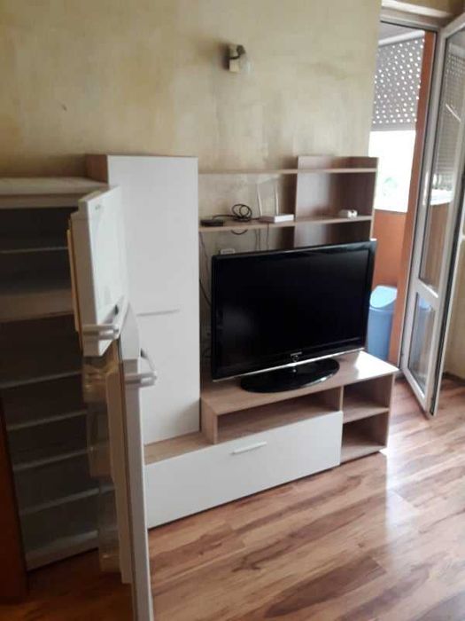 Дава се под наем Тристаен апартамент в Бургас, Лазур - 100 кв.м за 229.5 € - Снимка #8