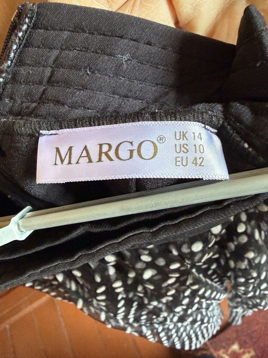 Женская юбка одежда