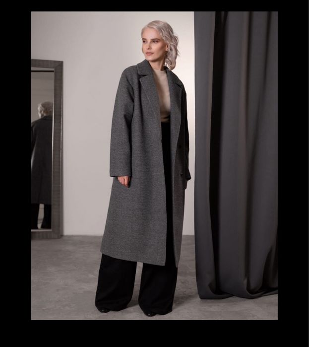 Серое пальто Lichi