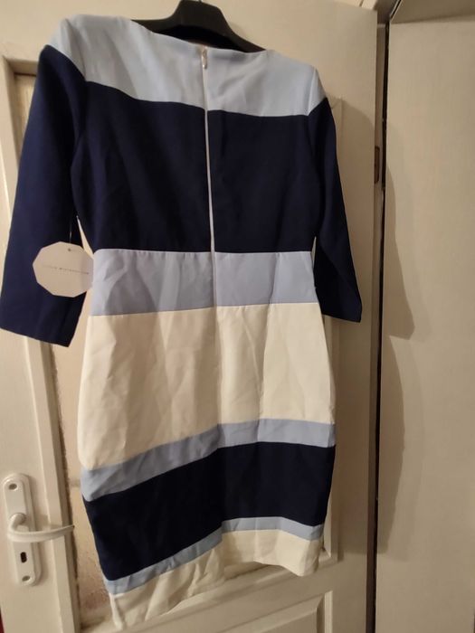 Рокля нова М размер Paper Dolls