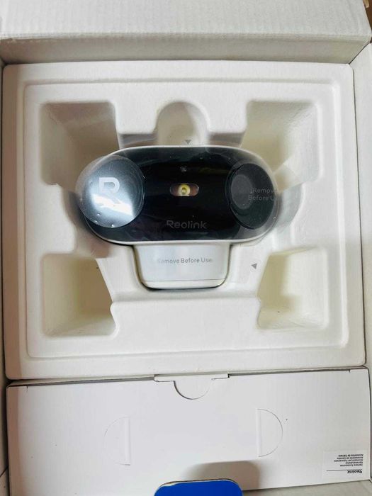 Camera supraveghere WiFi cu panou solar Reolink Argus 4 Pro B740X, 4K, 4 mm, lumina alba, microfon, difuzor, 5000mAh, bluetooth, WiFi, slot card
