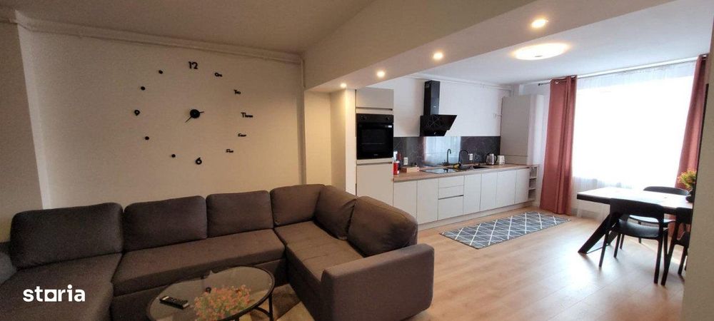 Apartament 2 camere, LUX, 58 mp, gradina 30 mp, Zona Teilor
