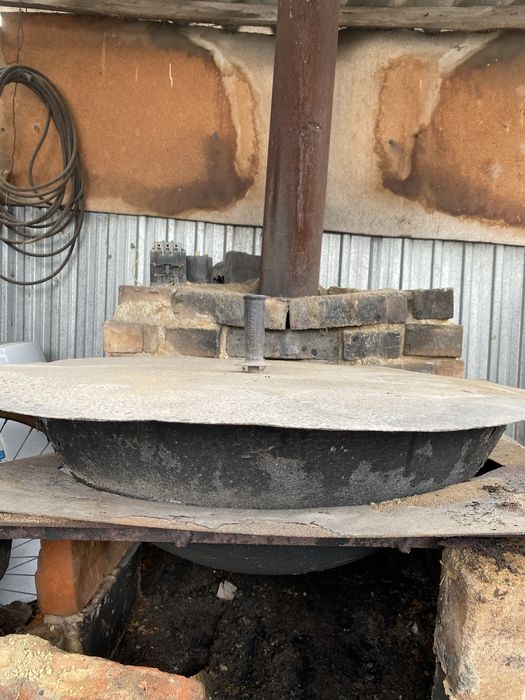 Казан чугунный советский