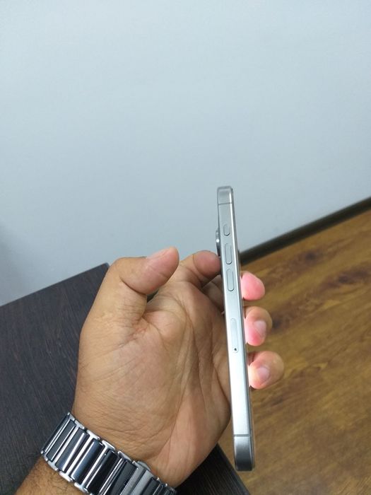 Iphone 15 pro dual sim 256gb Batarey 80 yemkost