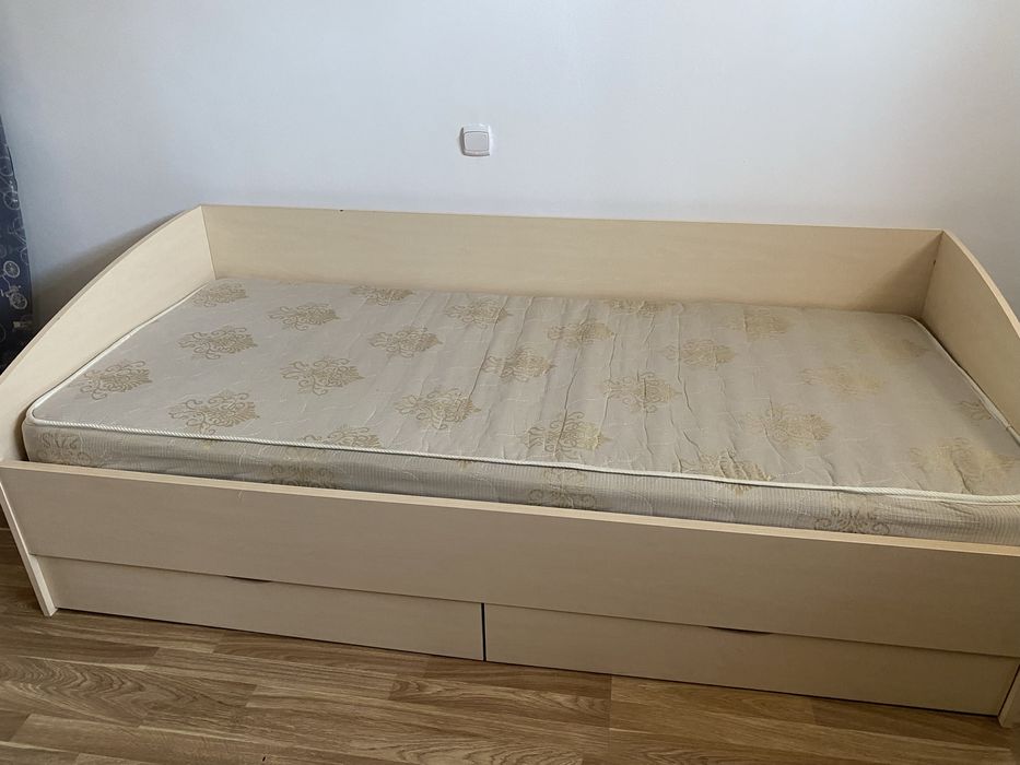Продам кровать бу