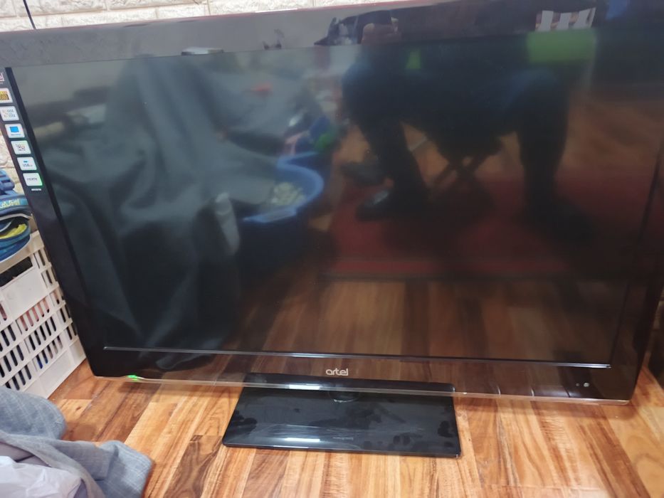 Продам телевизор ARTEL