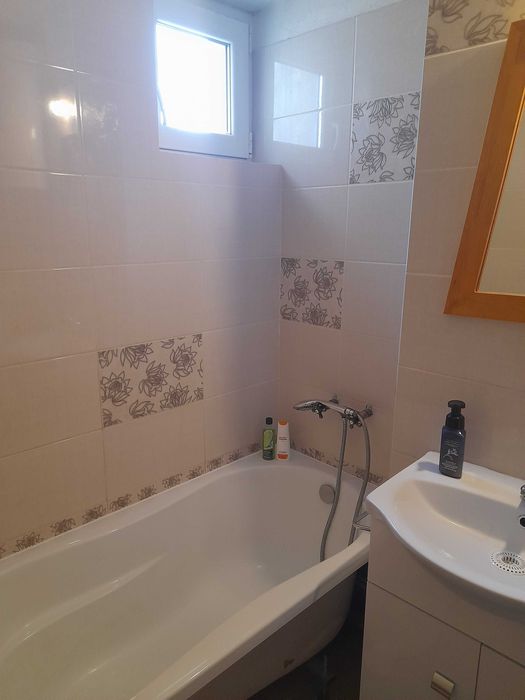 Apartament 4 camere vânzare